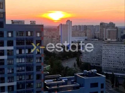 Квартира. Київ, Євгена Сверстюка вул.
