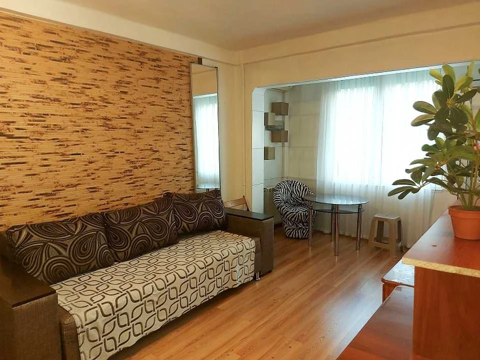 Apartment. Kyiv, Entuziastiv Street