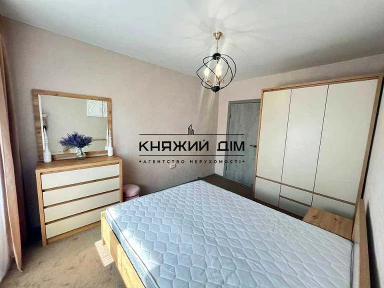 Apartment. Yaroslav Ivanyshkevych Street, Kyiv