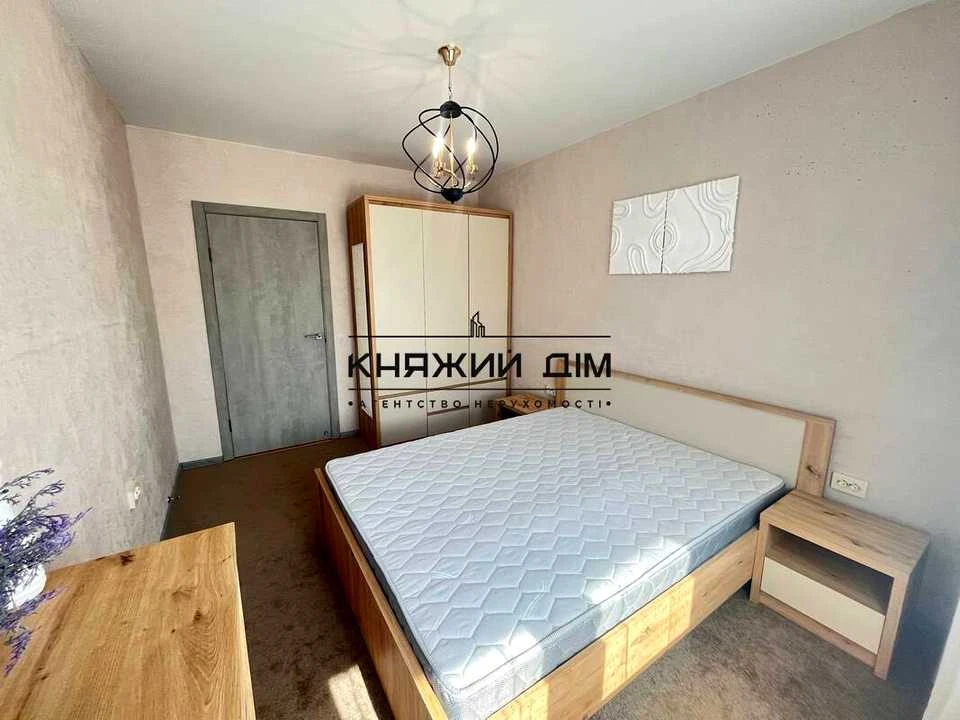 Apartment. Yaroslav Ivanyshkevych Street, Kyiv
