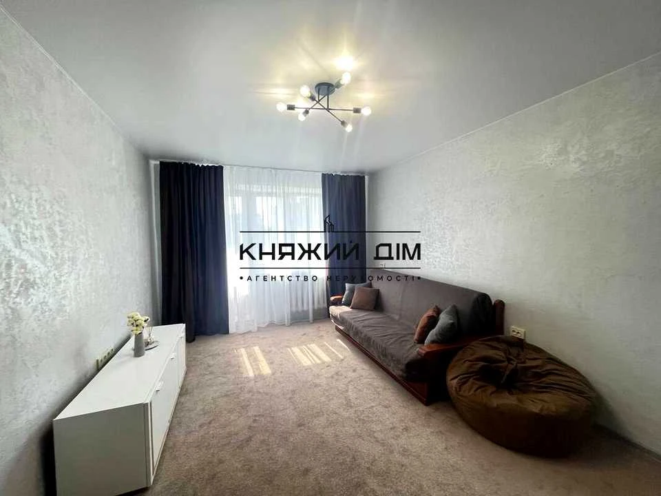 Apartment. Yaroslav Ivanyshkevych Street, Kyiv