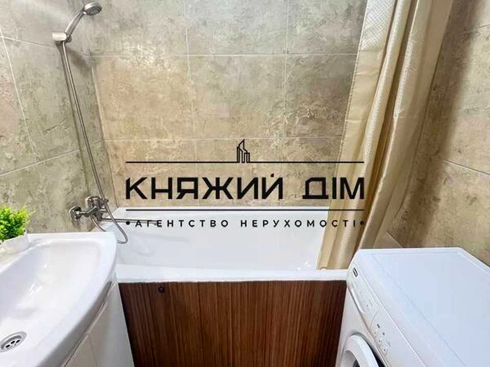 Apartment. Yaroslav Ivanyshkevych Street, Kyiv