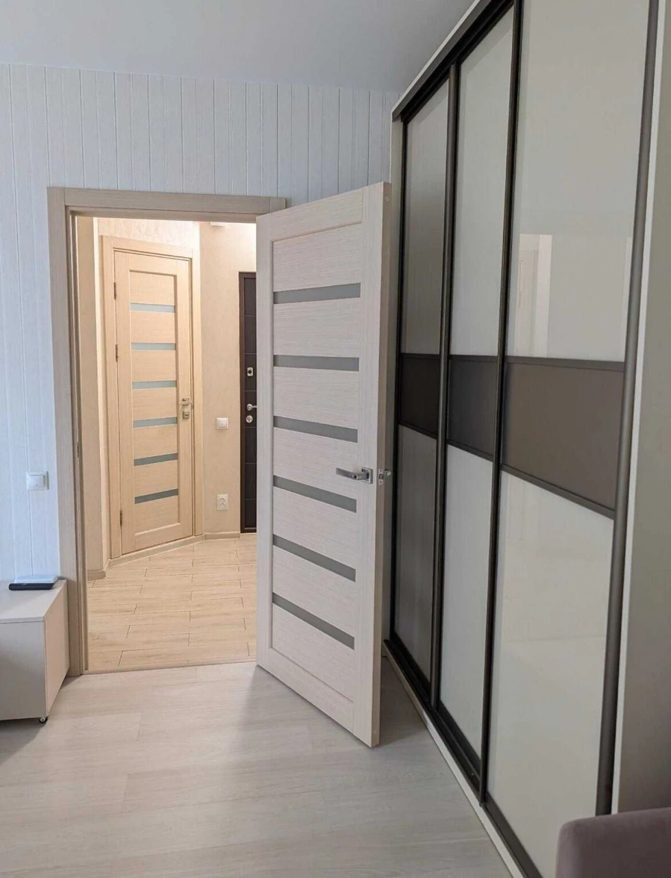 Продаж 1-кімнатної квартири з ремонтом на вул. Лятошинського