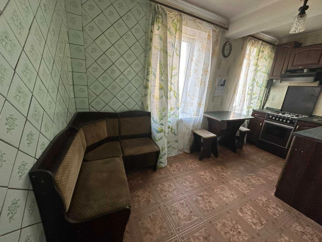 Продається 3-кімнатна квартира, проспект Гагаріна, Левада, Чугуєв