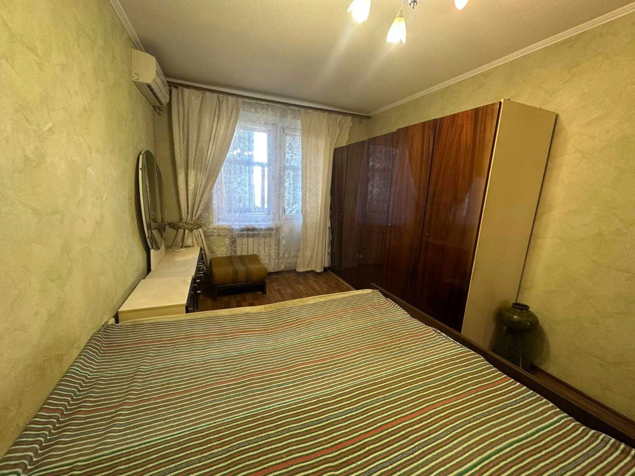 Продається 3-кімнатна квартира, проспект Гагаріна, Левада, Чугуєв