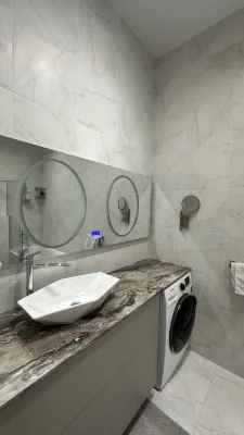 2-комн 68 м2 на первом этаже. Ремонт, мебель