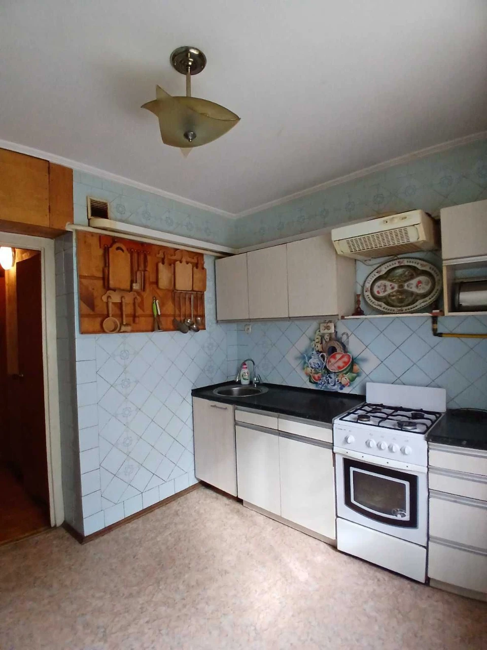 2 km apartment on the 2nd floor, good residential condition, quiet location