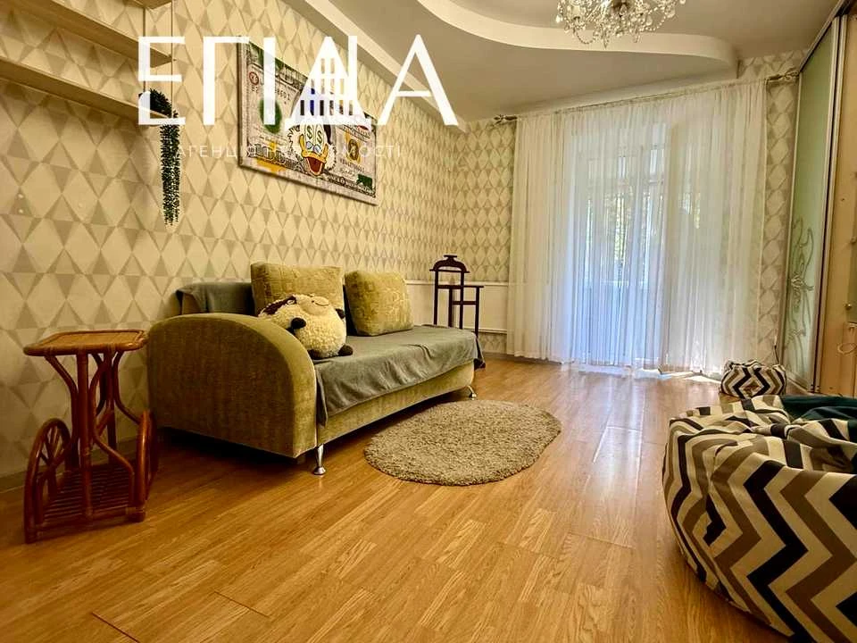 Квартира. Кропивницький, Театральна вулиця