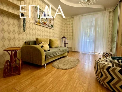 Квартира. Кропивницький, Театральна вулиця