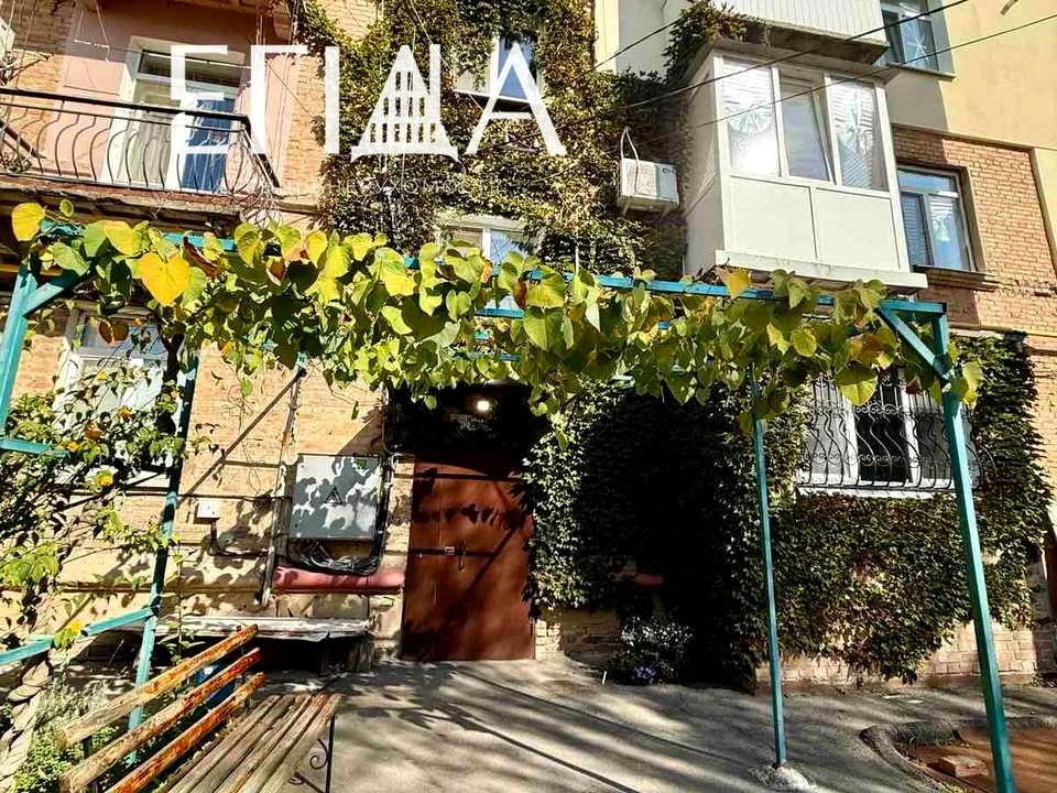 Квартира. Кропивницький, Театральна вулиця