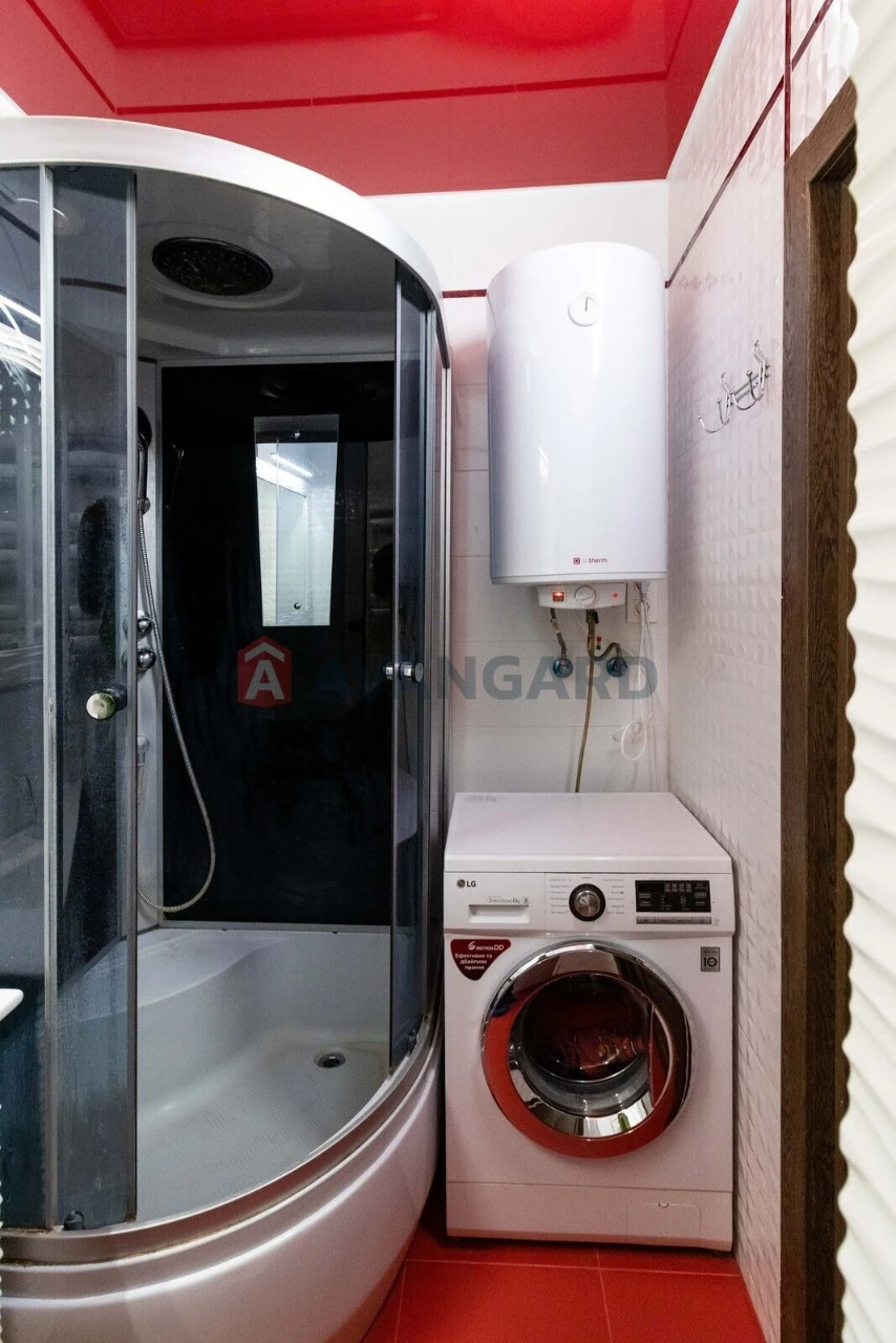 Продаж 3к. кв. з ремонтом, ЖК Патріотика (зданий будинок)