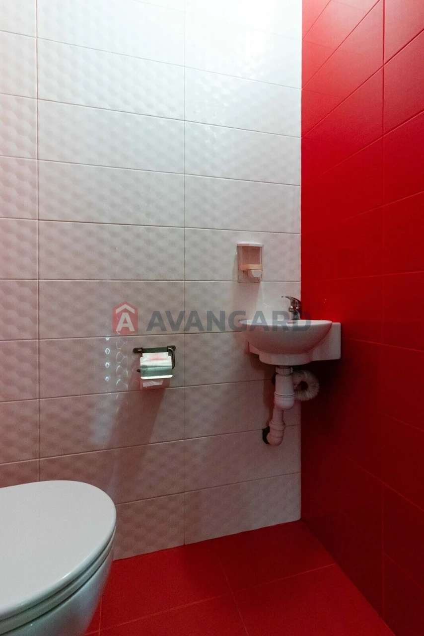 Продаж 3к. кв. з ремонтом, ЖК Патріотика (зданий будинок)