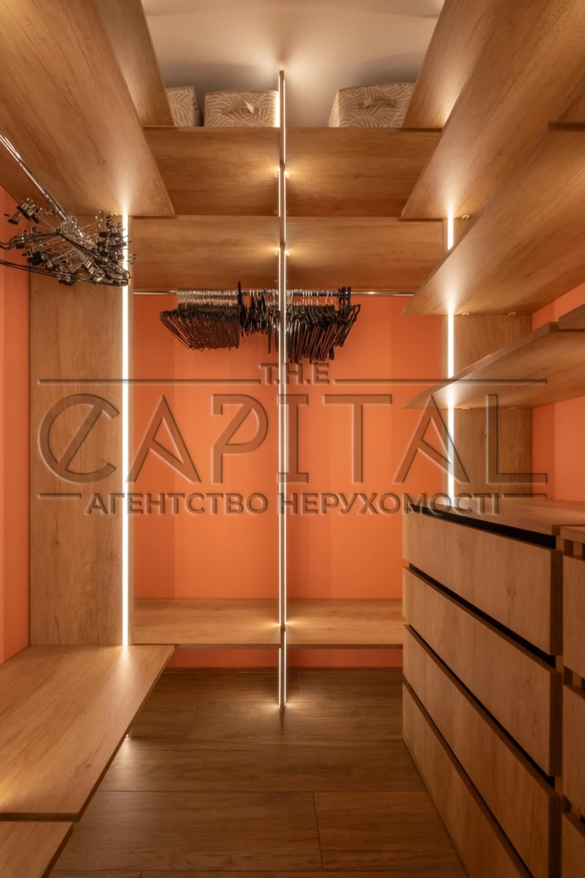 Продаж унікальної 2-к квартири ЖК Podil Plaza and Residence