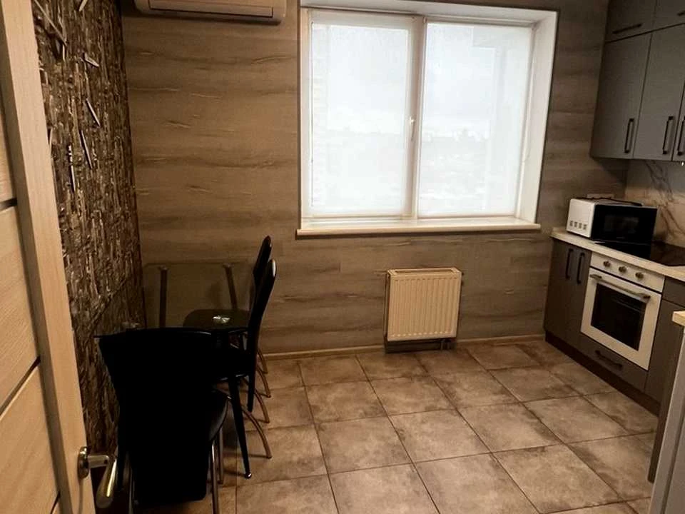 Apartment. Kharkivshe Street, Kyiv