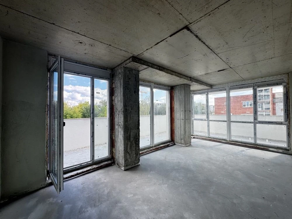Sale of a 2-bedroom apartment in a new building at Five Address
