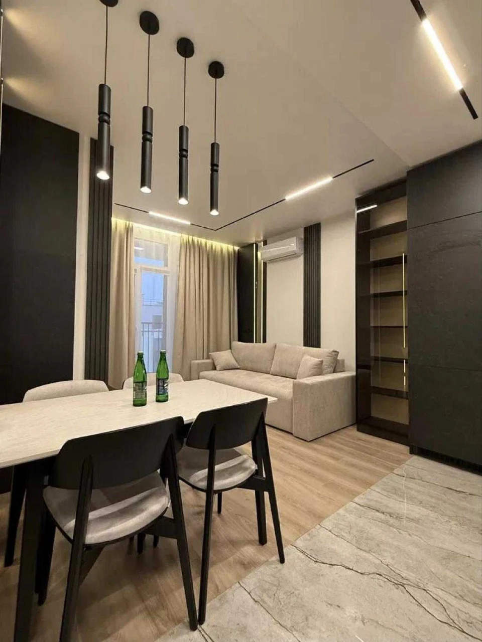 Sale of a 2-room apartment with renovation and furniture on the street