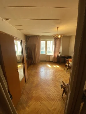 Продаж 1-кімнатної квартири у Дарницькому р-н. Юрія Литвинсь
