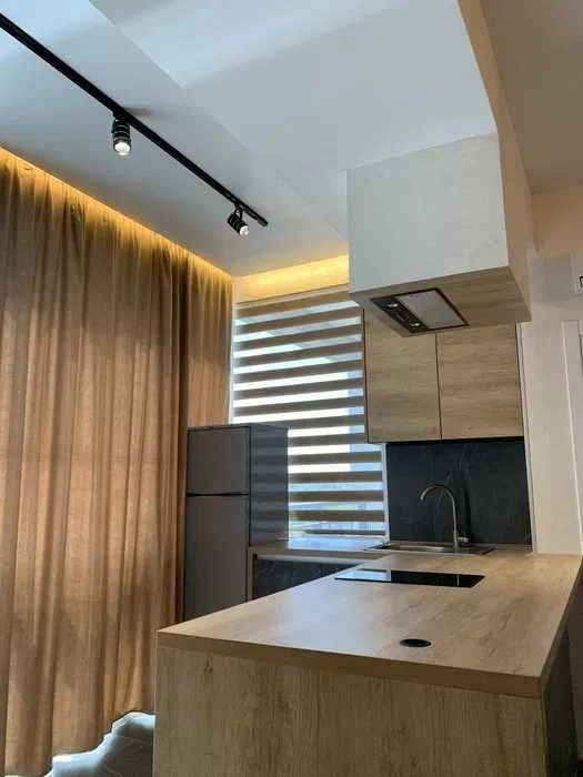 Apartment for sale in ЖК Баку, 52 sq m, 2 rooms, 12/21. Renovated, furnished with all necessary furniture and appliances.