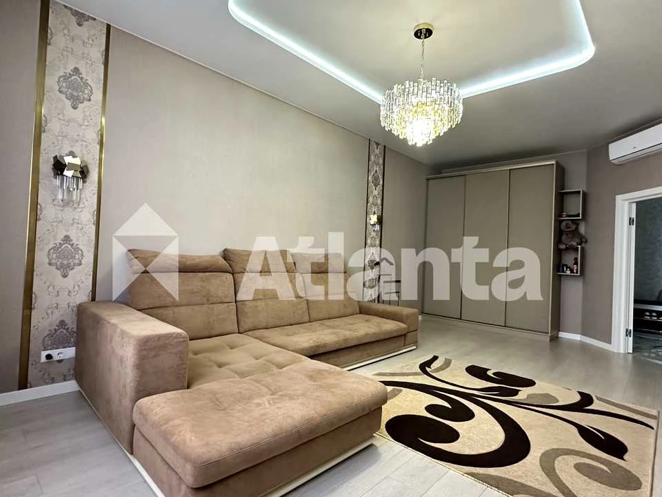 Apartment. Odesa, French Boulevard.
