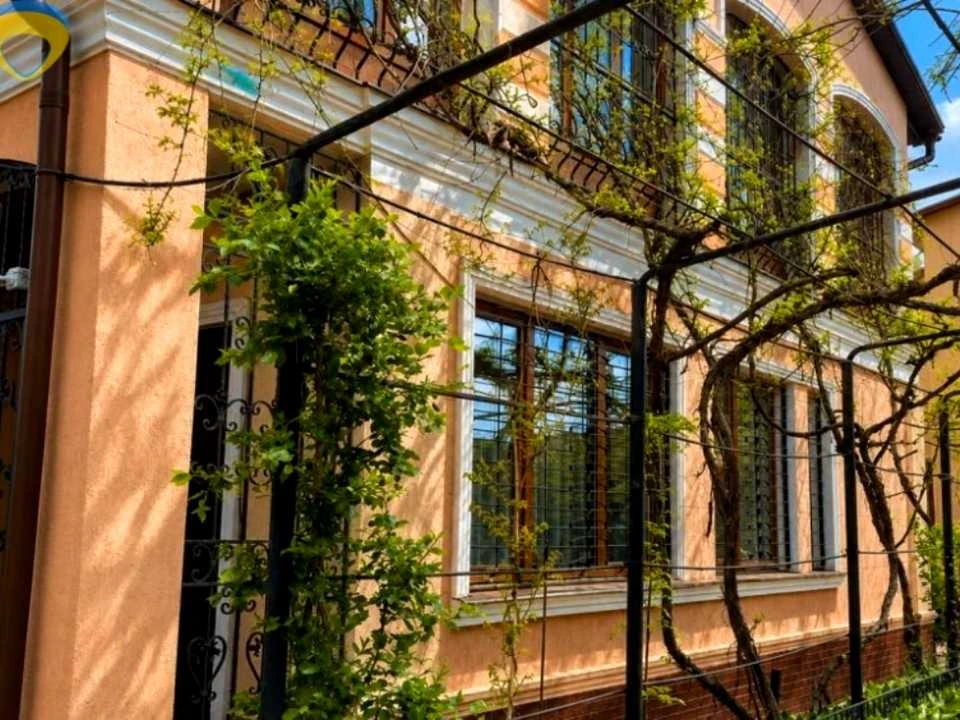 Будинок. Одеса, вулиця Лесі Українки