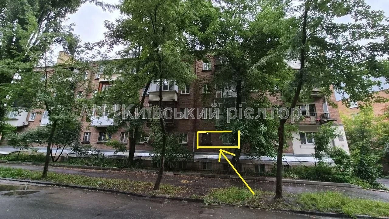 Продаж двокімнатної квартири вул. Михайла Стельмаха, 8. м. Г