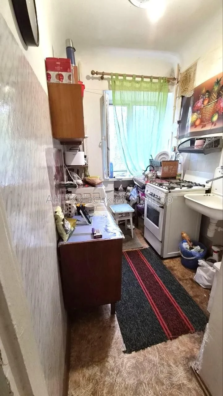 Продаж двокімнатної квартири вул. Михайла Стельмаха, 8. м. Г