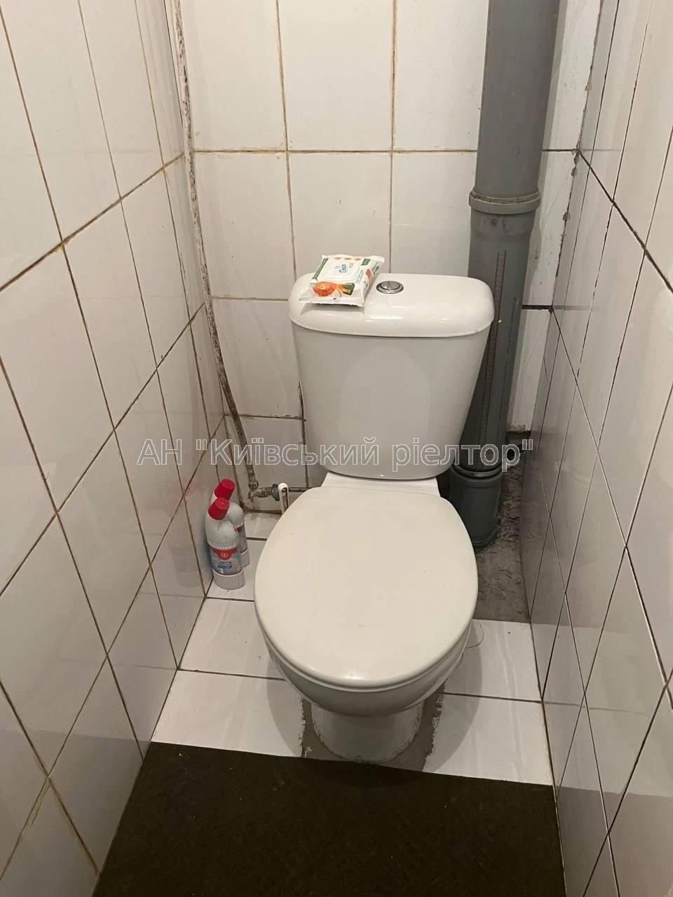 Продаж двокімнатної квартири вул. Михайла Стельмаха, 8. м. Г