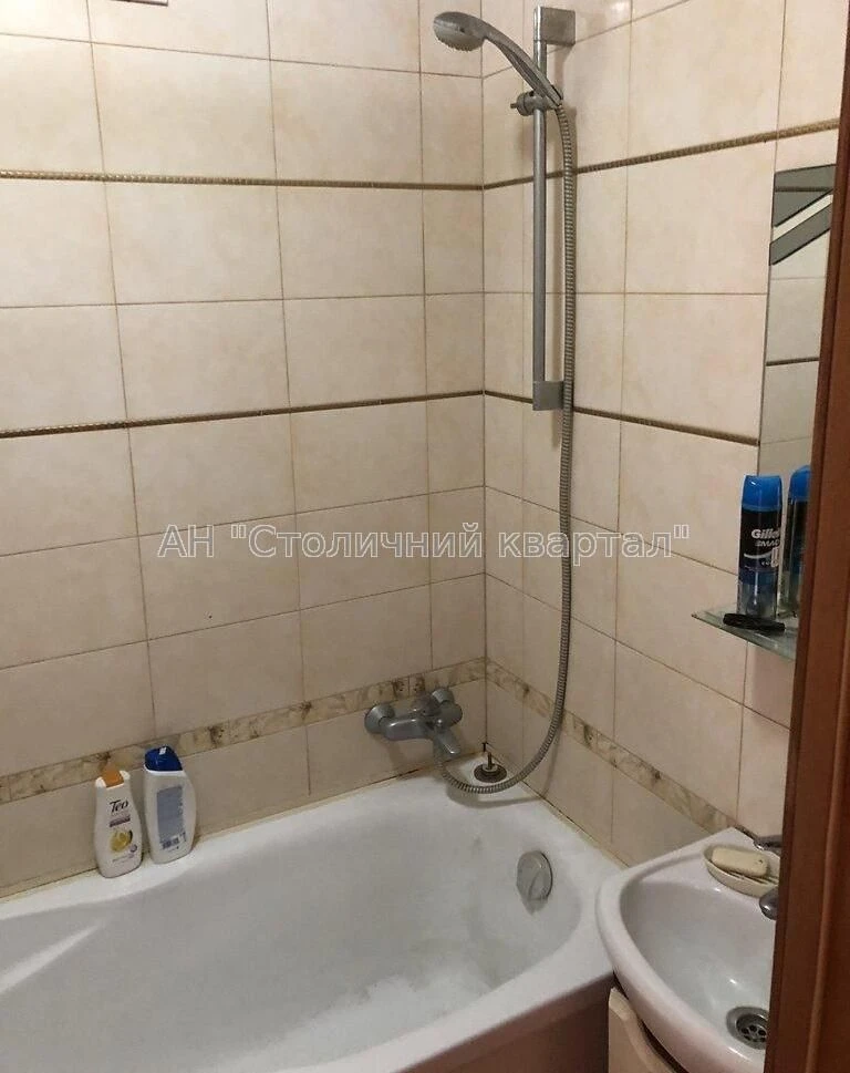 метро Дорогожичи Двокімнатна Теліги 35д