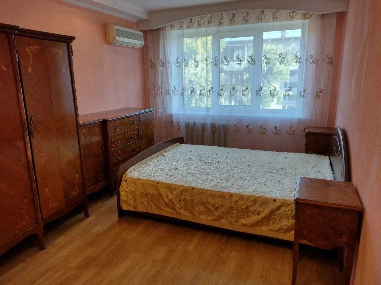 Братиславская,18 Продажа 2комн.-45кв.м.  возле ст.М"Чернигов