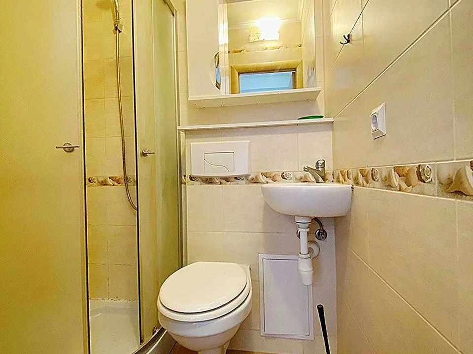 Квартира. Киев, улица Героев "Азова"
