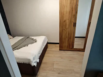 Оренда квартири 2-кімн. 49.6 м² 1/5 пов.