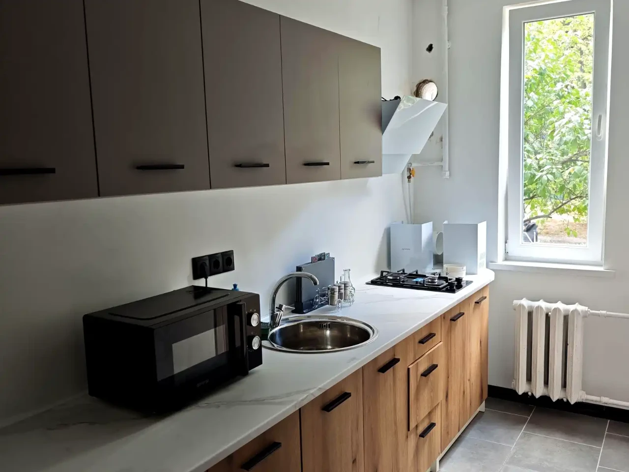 Оренда квартири 2-кімн. 49.6 м² 1/5 пов.