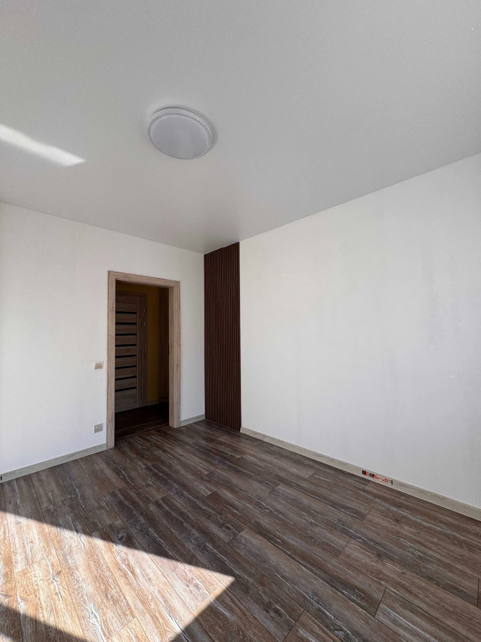 Sale of a 3-room apartment on Stryiska Street