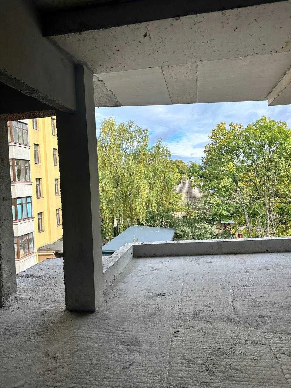 Premium apartment 160 m² with terrace and panoramic view of Lviv | Street