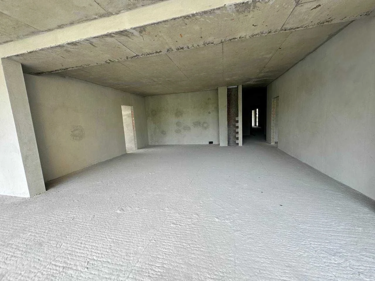 Premium apartment 160 m² with terrace and panoramic view of Lviv | Street