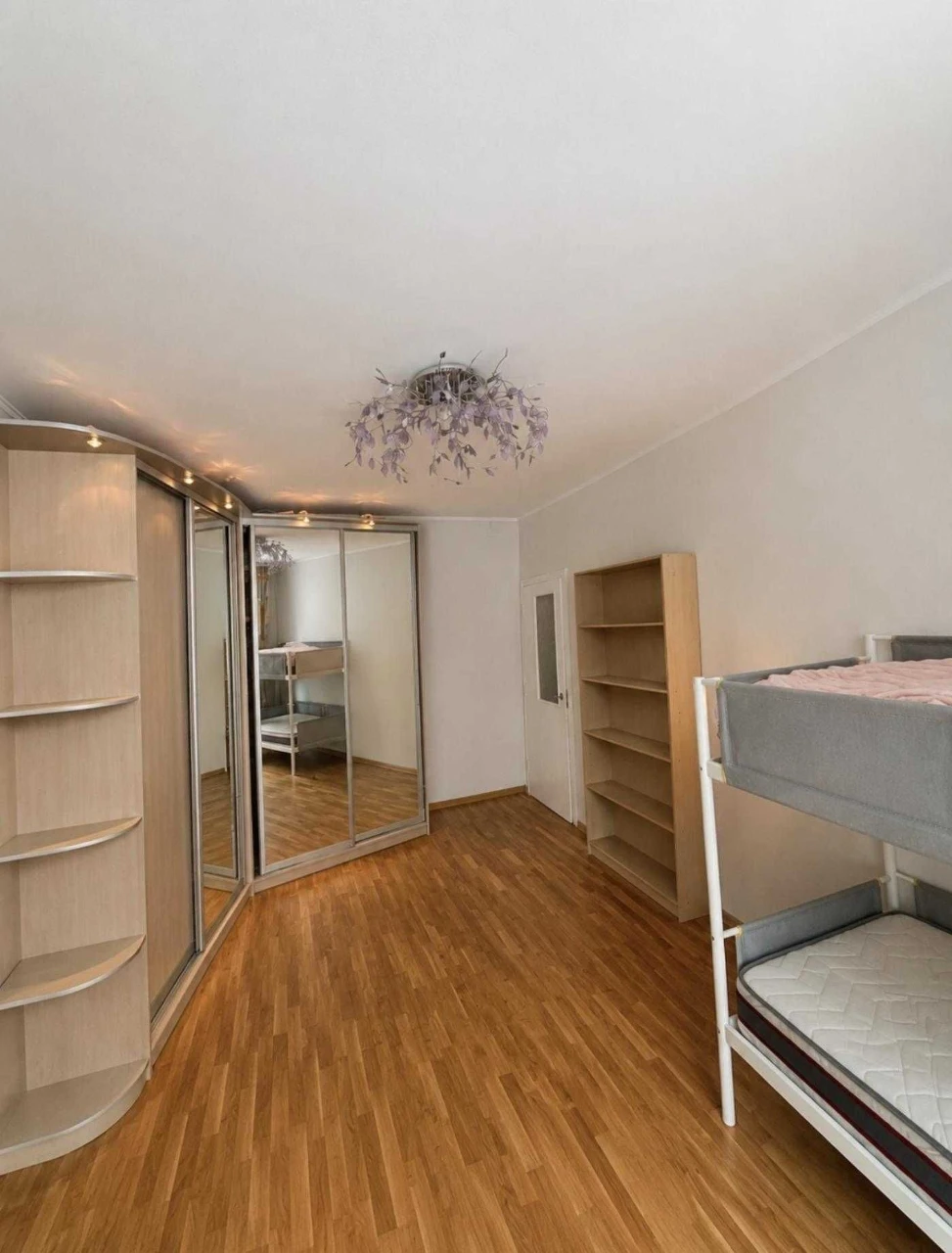 Sale of a 3-room apartment in a residential area of Lviv