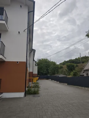 Продаю 2-кімнатну квартиру