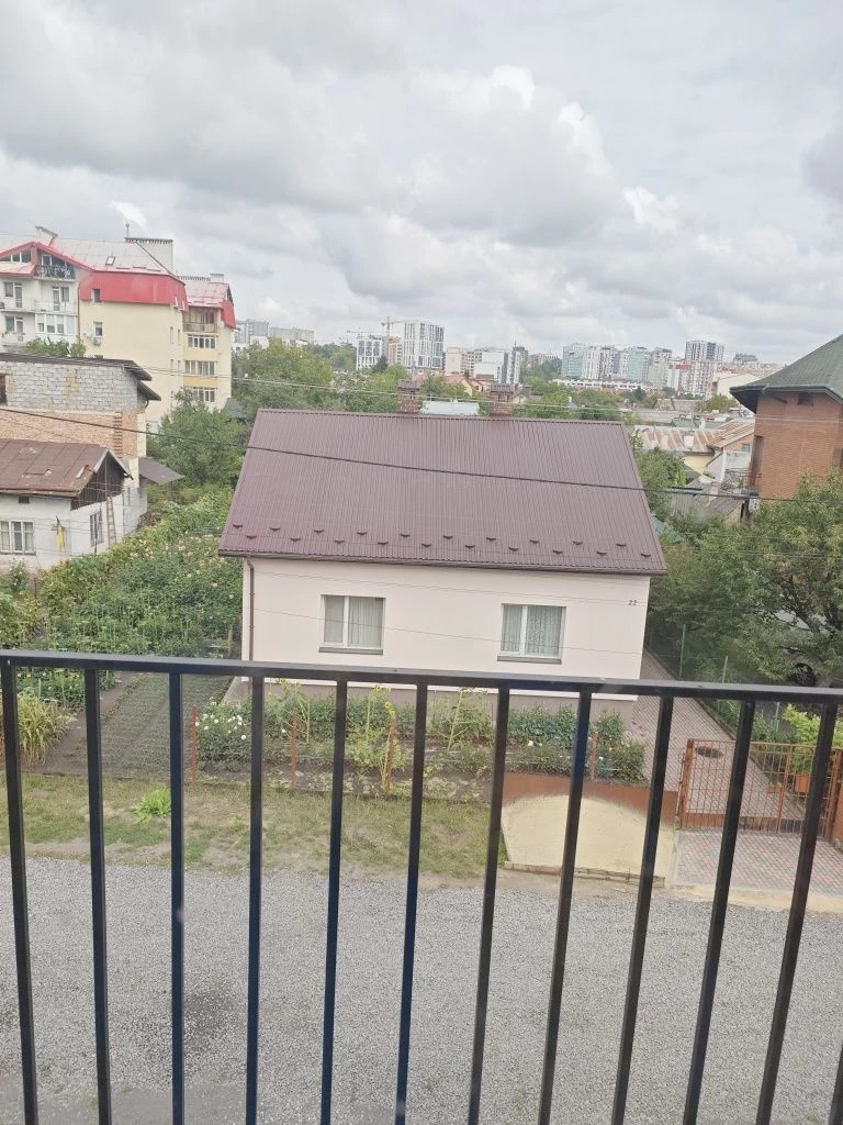 Продаю 2-кімнатну квартиру