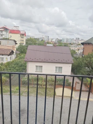 Продаю 2-кімнатну квартиру