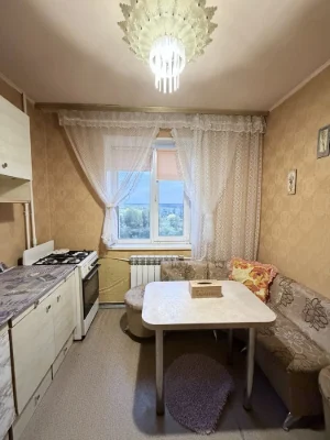 Продається 2-кімнатна квартира Закревського 85, Троєщина, Деснянський район