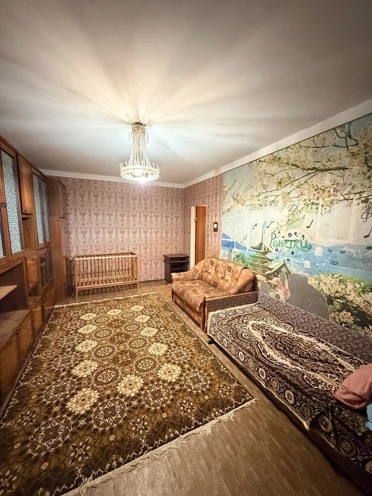 Продається 2-кімнатна квартира Закревського 85, Троєщина, Деснянський район