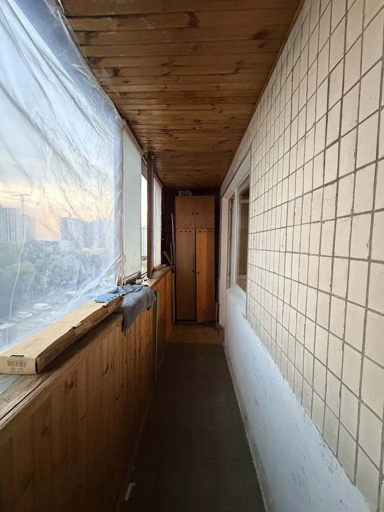 Продається 2-кімнатна квартира Закревського 85, Троєщина, Деснянський район