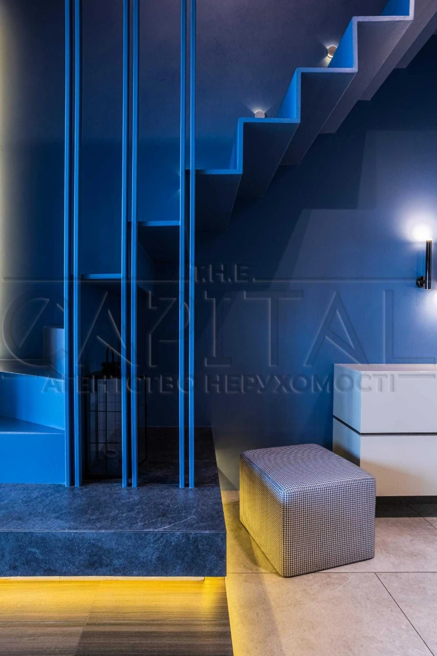 Alter Ego Residence Penthouse, Pecersky Laboratory