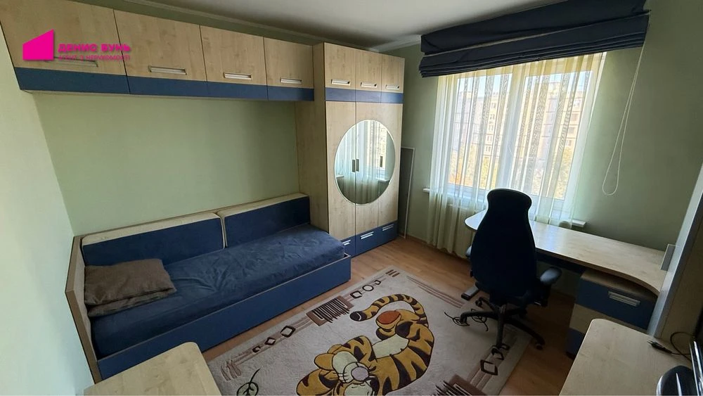 For Sale 2-Bedroom Apartment 56 sq m, Heroiv Avenue, 8/9 floor, Excellent