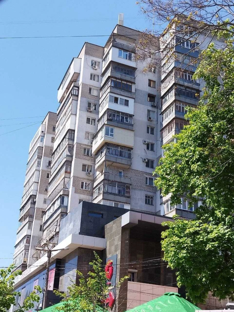 Продається 3-кімнатна квартира в Приморському районі Одеси, вул.