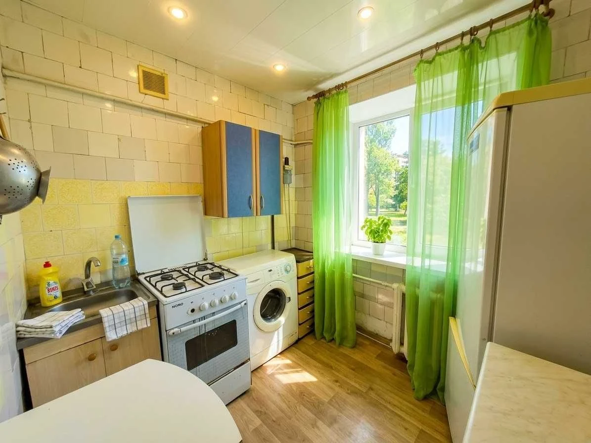 Urgent 3-4 room apartment in Cheremyshevo