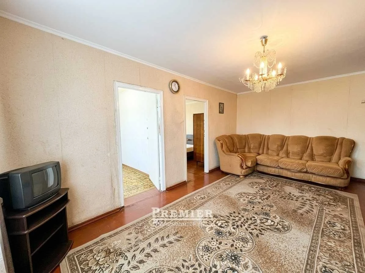 Urgent 3-4 room apartment in Cheremyshevo