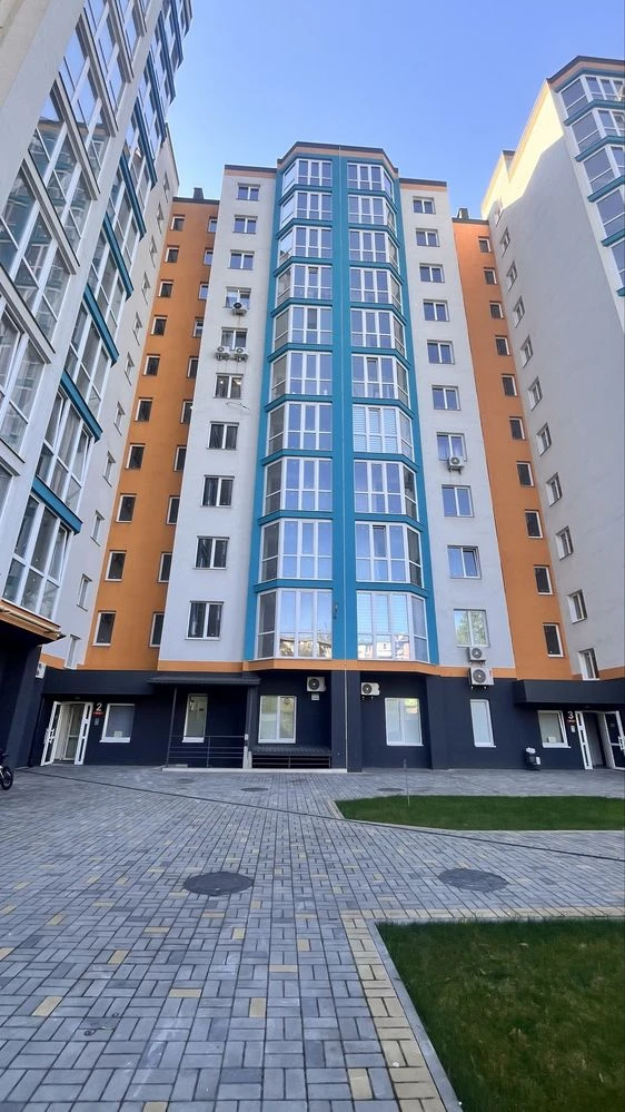 Актуально  ! В продаже 50,6 м кв на 2 этаже ! ЖК Квартал / и