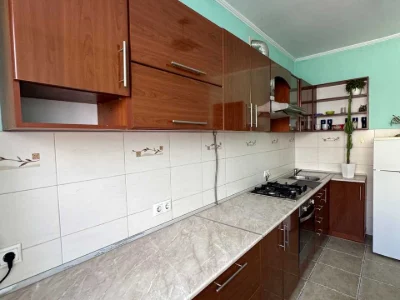 Квартира. Ивано-Франкиск, улица Вовчинецкая