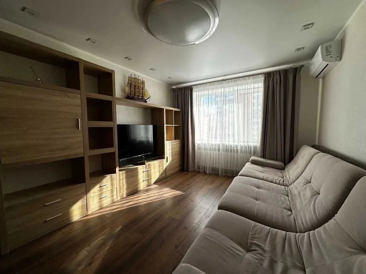 Sale of a 1-room apartment, 53 m2. New building, Levada No.